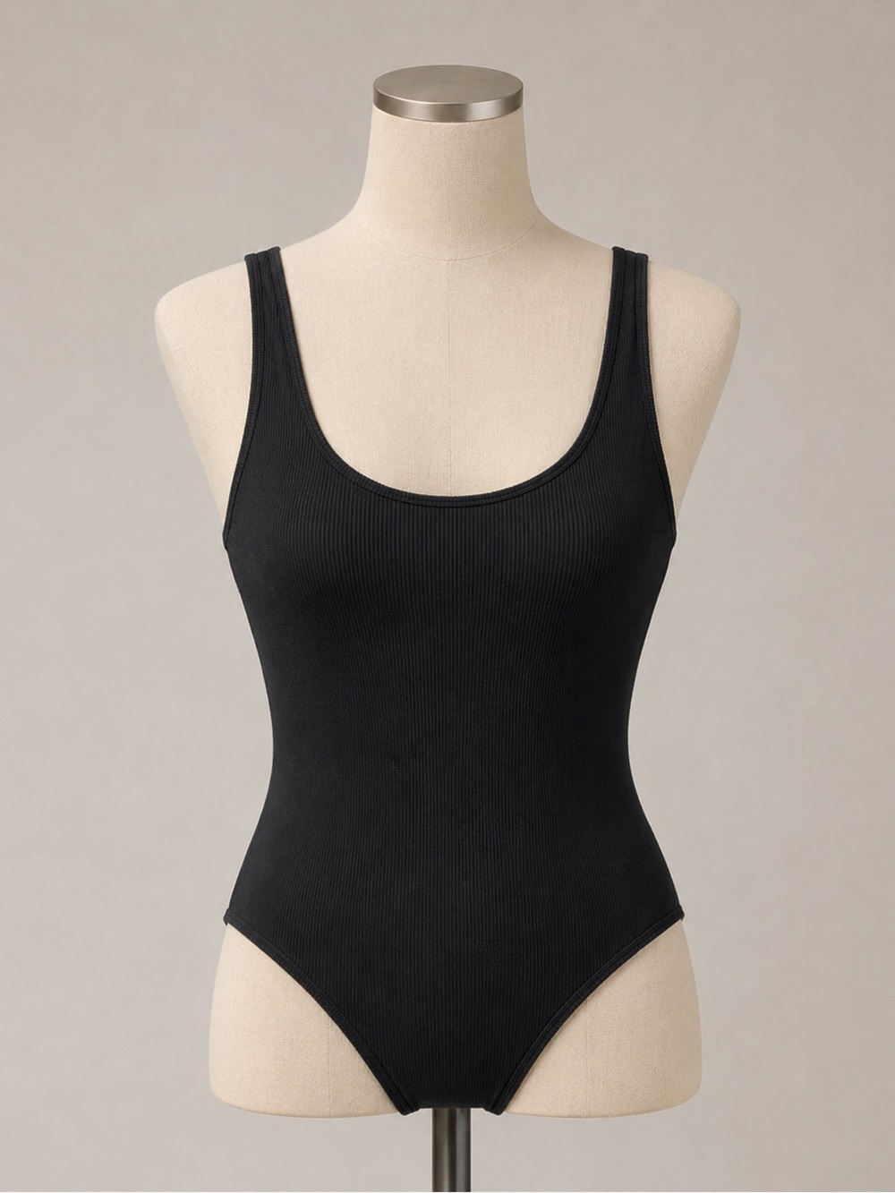 Catalina Women's Black Scoop Neck Bodysuit Size L Casual Slim Fit‎